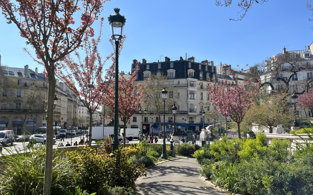Un square