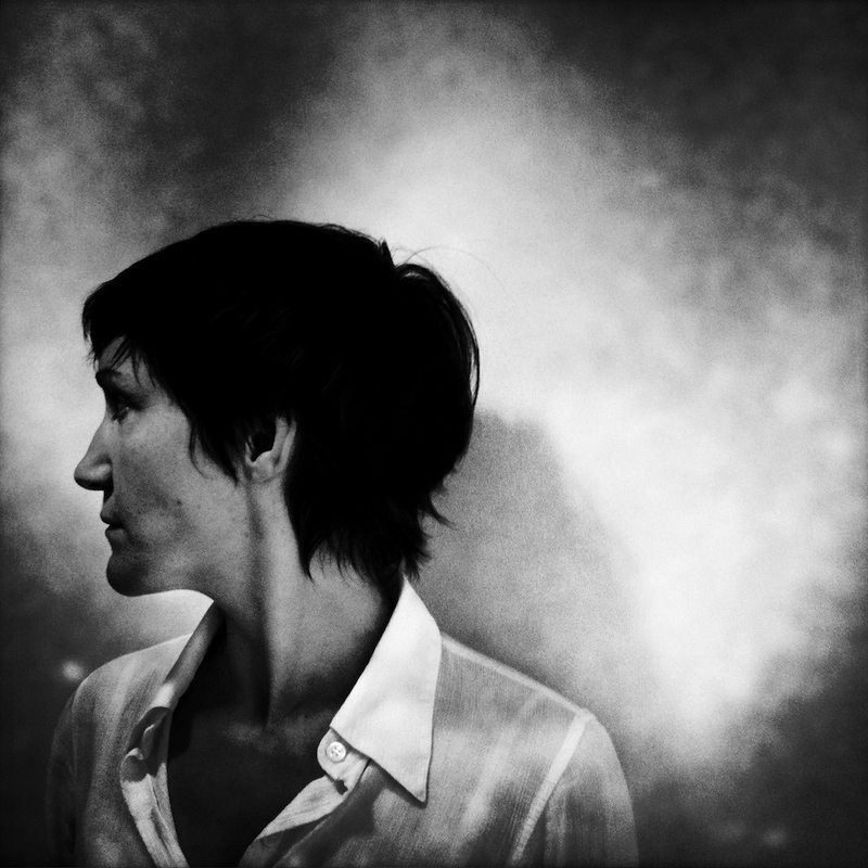 Une femme