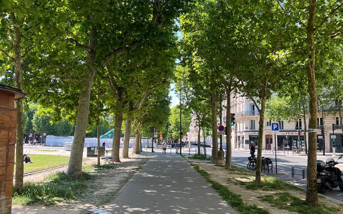 promenade le long des invalides