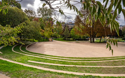 Scène dans le parc Sainte-Perrine