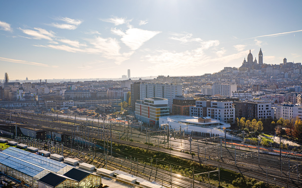 Vue du 18e depuis Porte de la Chapelle