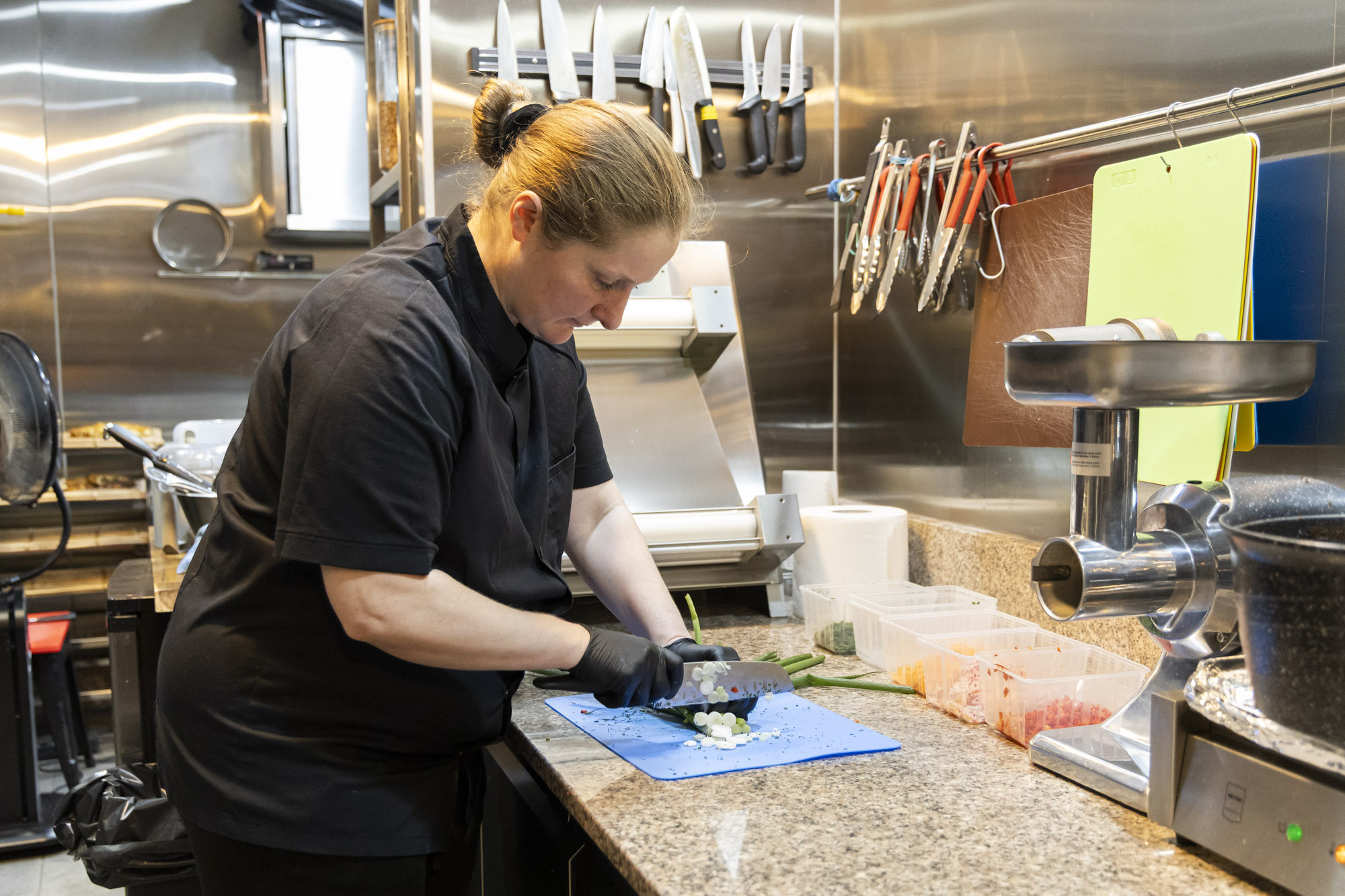 La cheffe en cuisine
