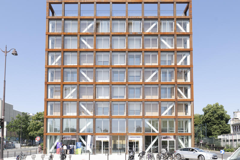 Façade de la nouvelle résidence Hosta, porte de Brancion.