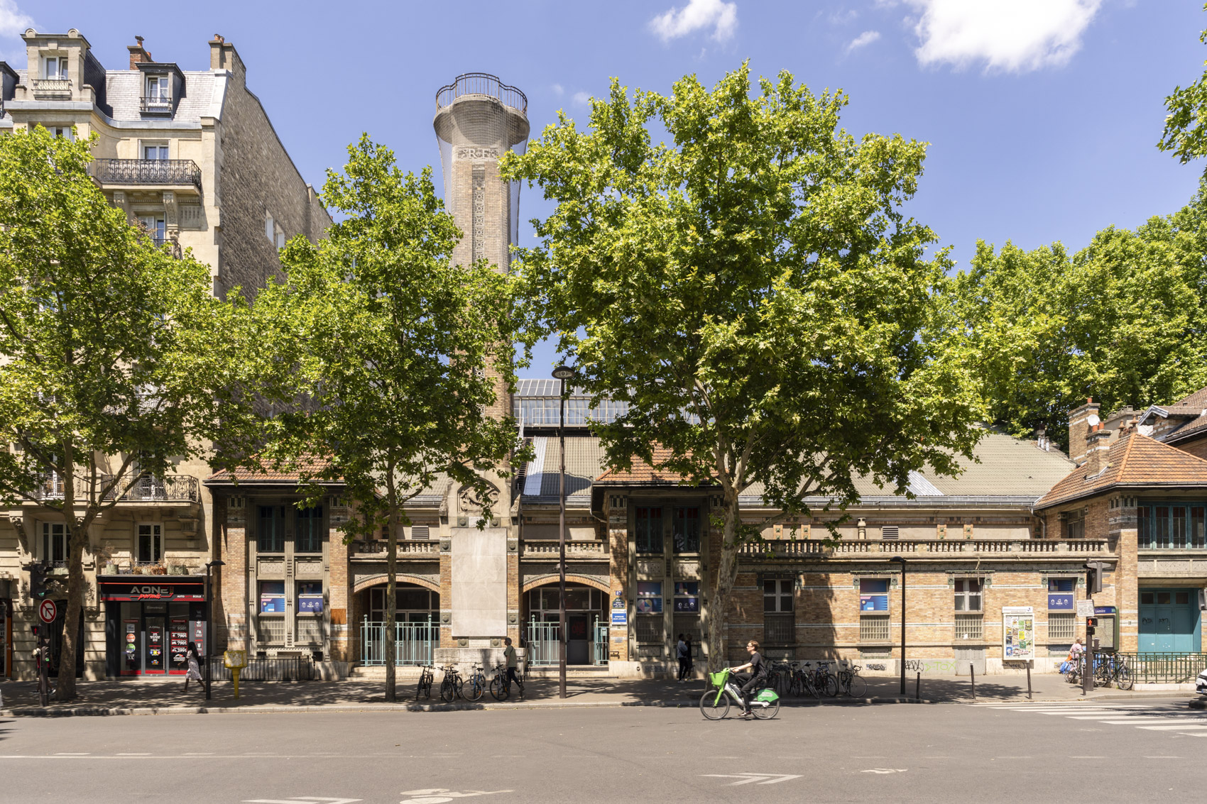 Gymnase Jean Jaurès (19e).