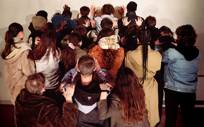 CRR de Paris - Ida Rubinstein étudiants département théâtre de dos