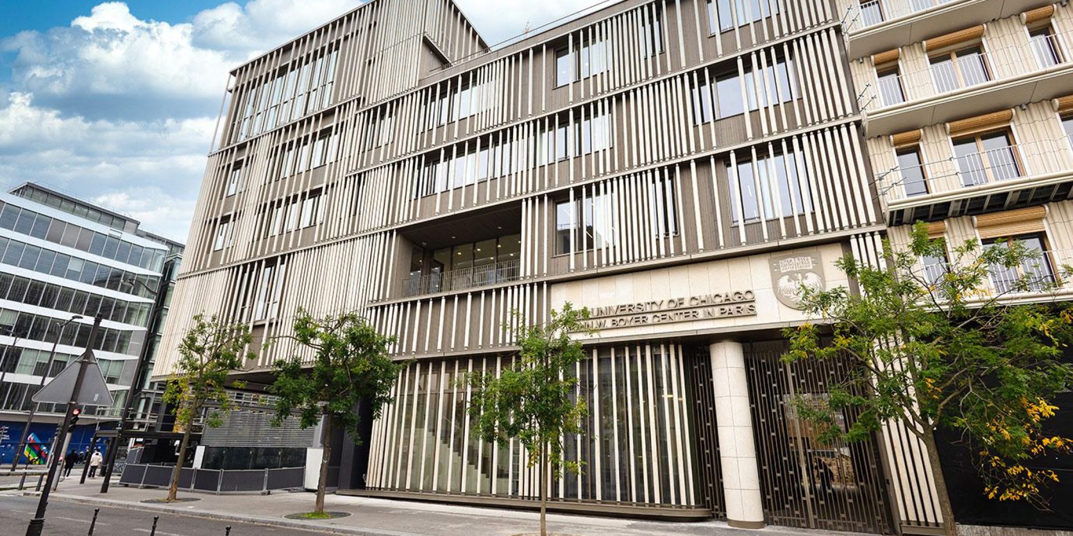 Photo de la façade du John W. Boyer Center