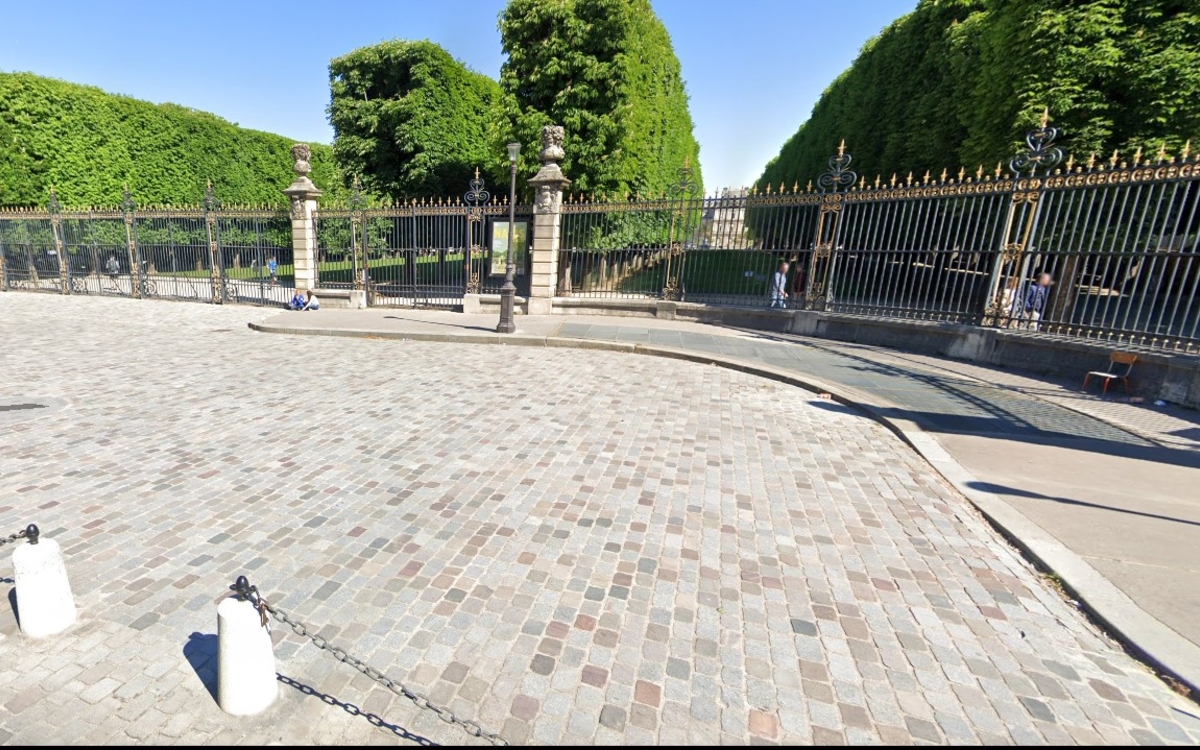 place pavée andré honnorat proche du jardin du luxembourg