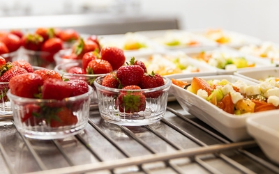 des fruits en ramequin