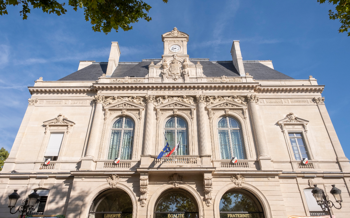 Façade de la Mairie du 11e