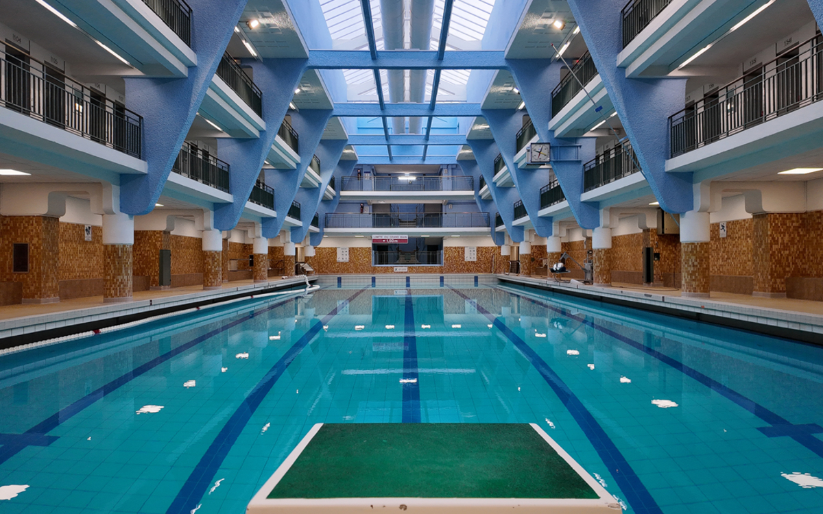 La piscine Rouvet, dans le 19e.