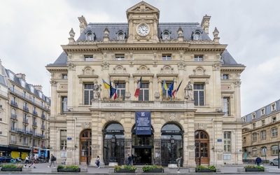façade de la mairie du 18e
