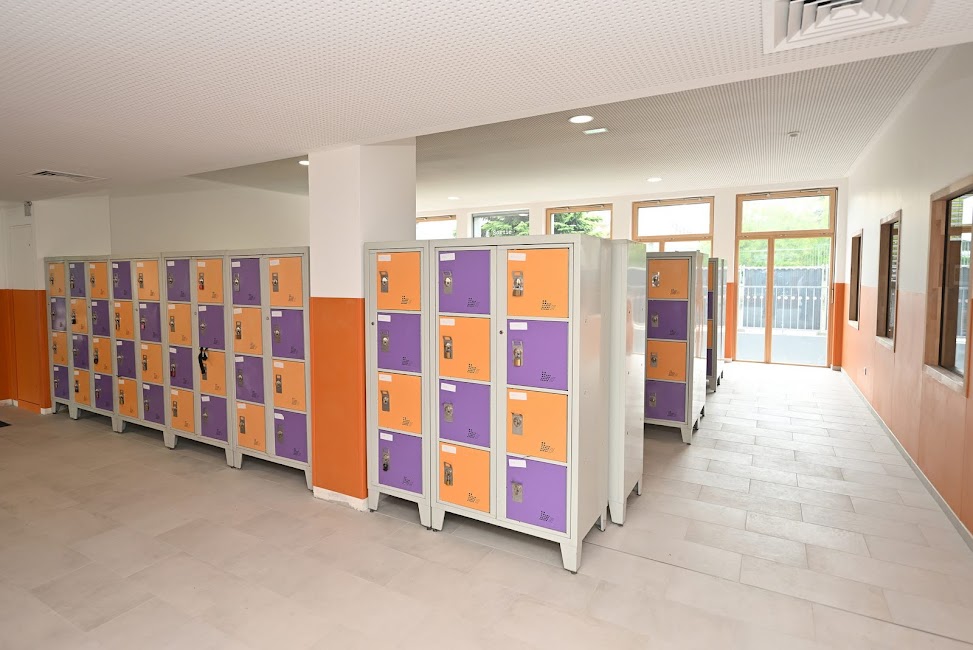 Depuis la rentrée, des espaces de rangement adaptés sont mis à disposition de l’ensemble des élèves.