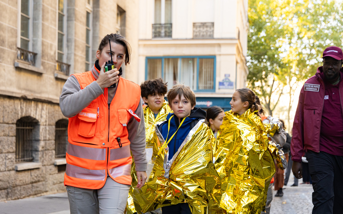 Des enfants de l'école Poulletier de l'île Saint Louis ont participé à l'exercice « Paris Inondé ».