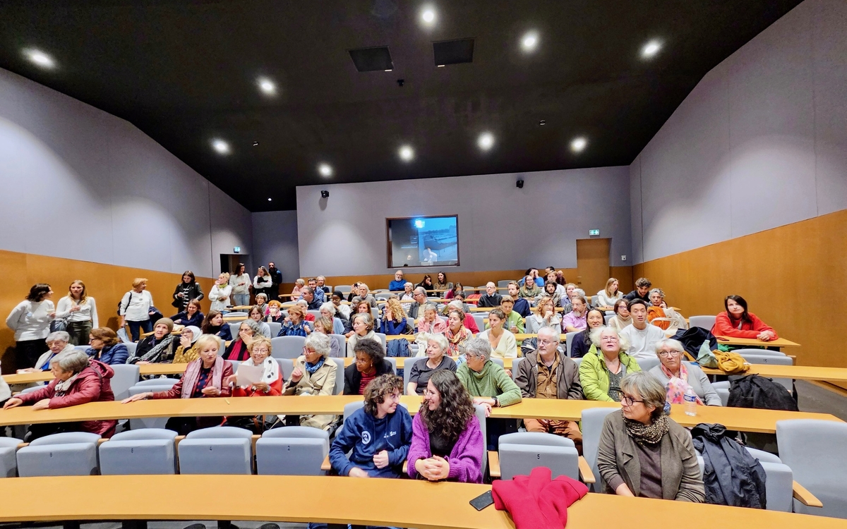 participants à la dictée 