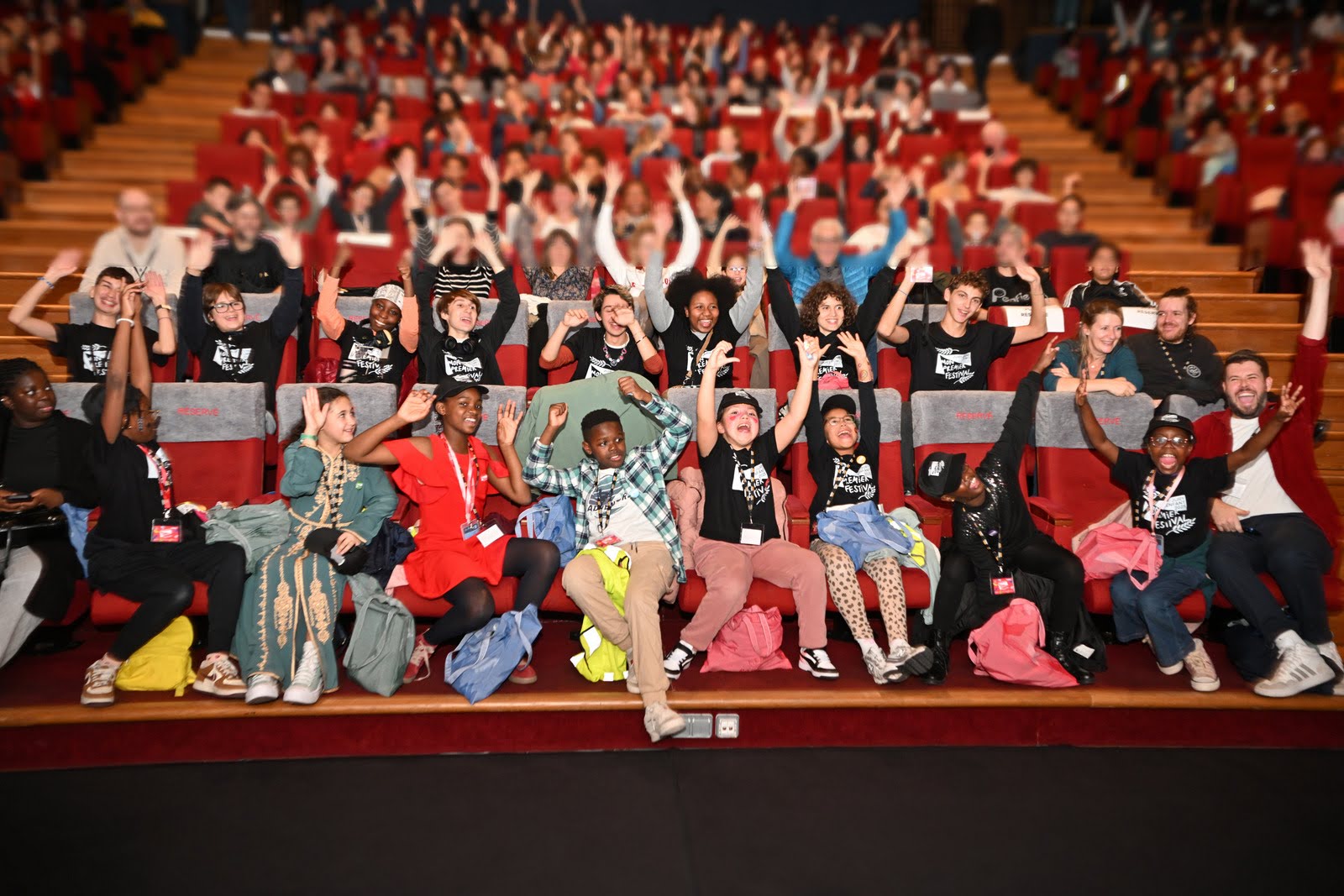 Le jury dans la salle de cinéma du Forum des images