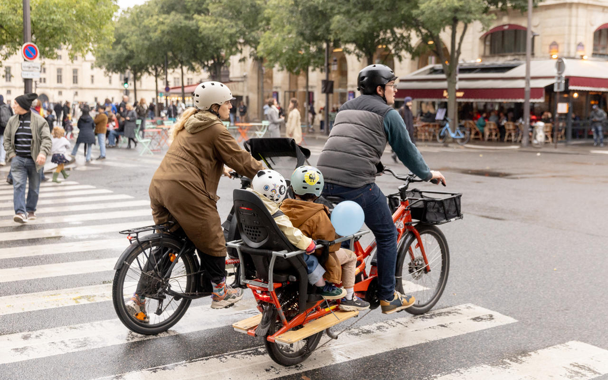 Parents à vélo
