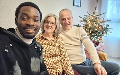 Un étudiant reçu chez deux donateurs.