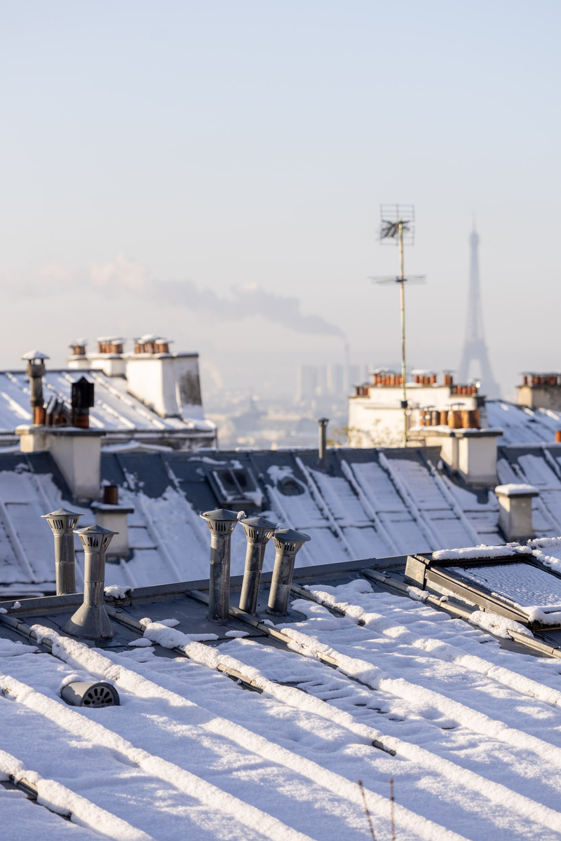 Les toits de zinc se parent de blanc…