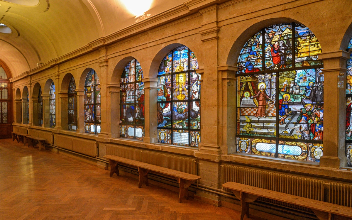 Photo de la Galerie des charniers, paroisse Saint-Etienne-du-Mont