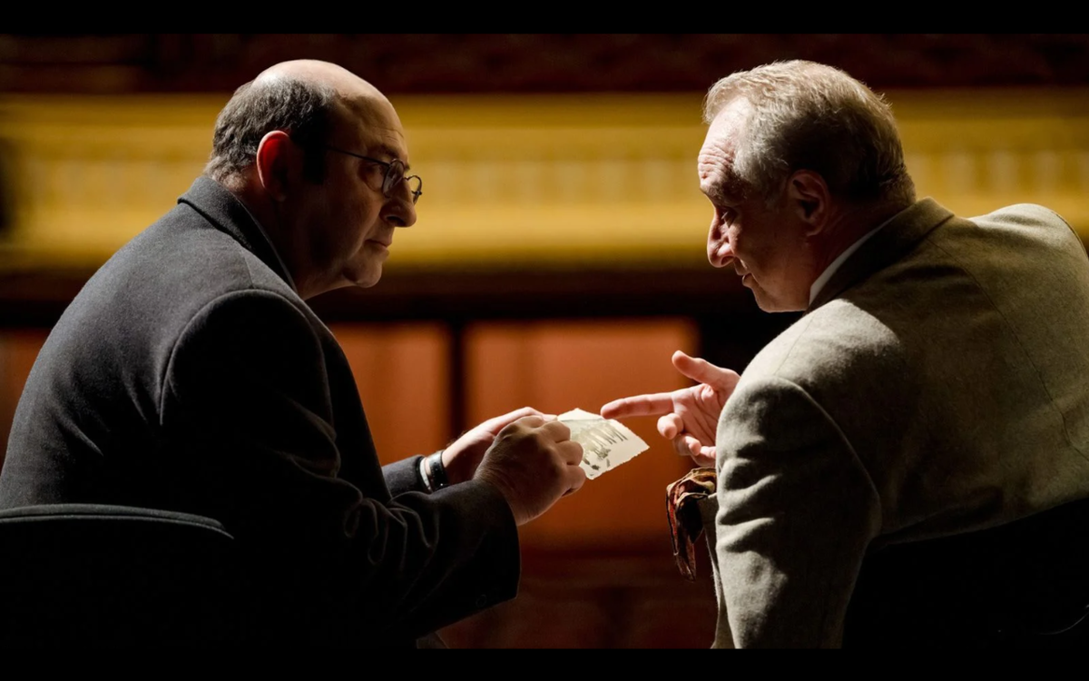 Les acteurs Kad Merad et Benoît Poelvoorde dans une scène du film Fausse Note.