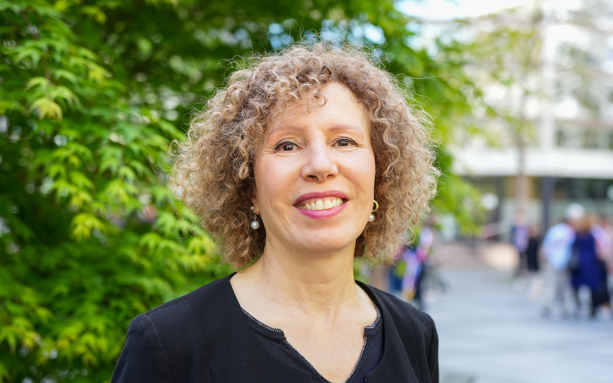 photo de Fadila Taieb, conseillère d'arrondissement déléguée