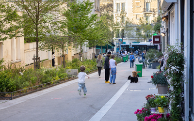 La rue aux écoles Ferdinand Flocon 