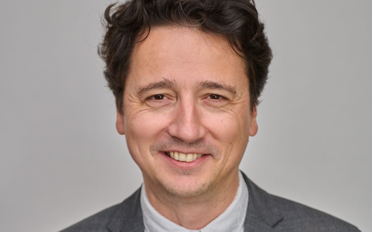 portrait Martin Bussy