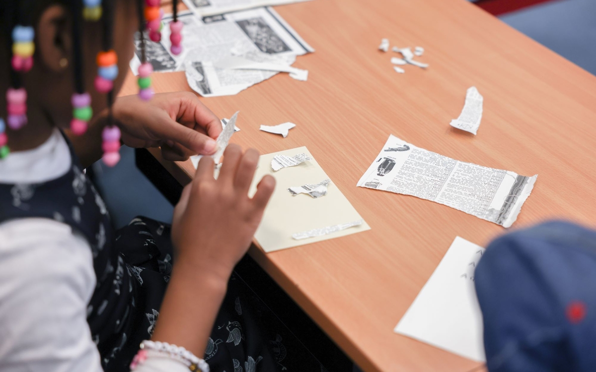 Atelier en lien avec le fonds d'art contemporain à l'école rue Cavé