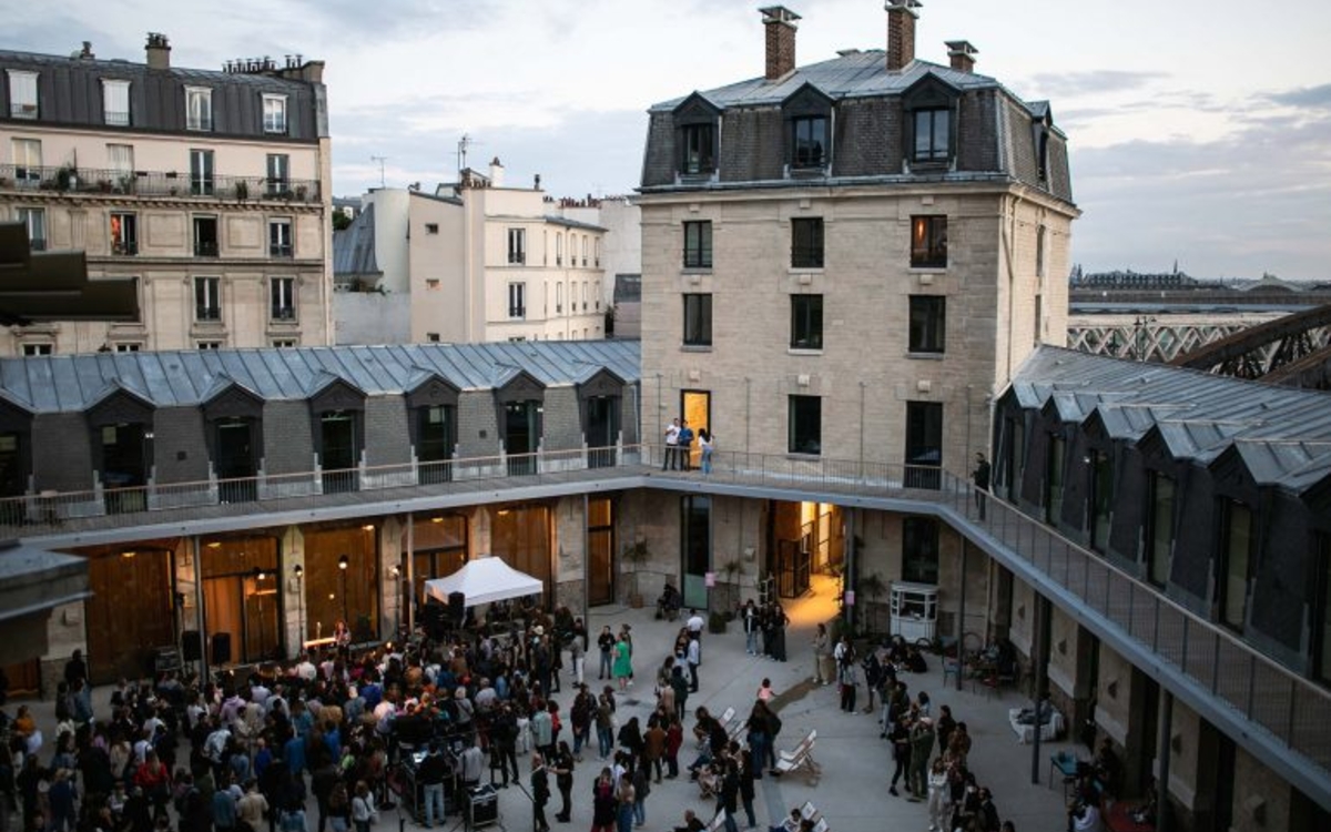 La Caserne  