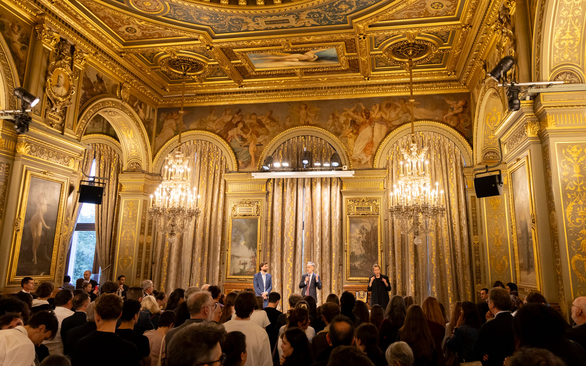 Les champions des clubs parisiens honorés à l’Hôtel de Ville