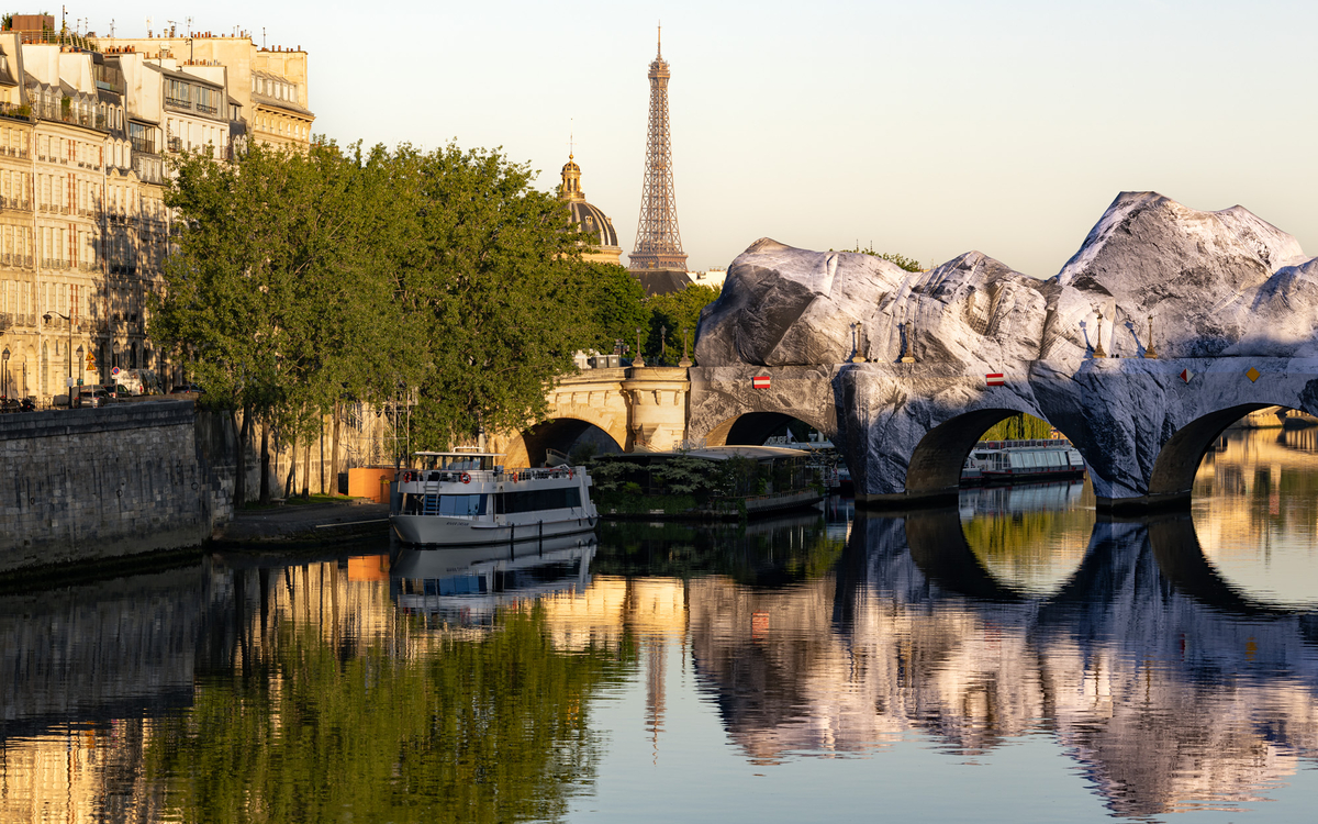 Vue sur la Caverne du Pont-Neuf