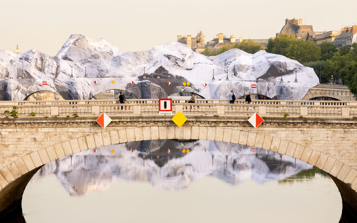 La Caverne du Pont-Neuf JR