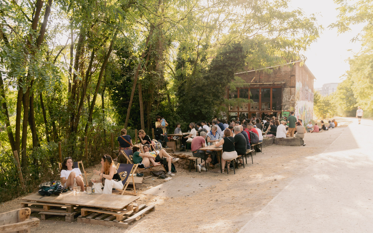 La terrasse du lieu 