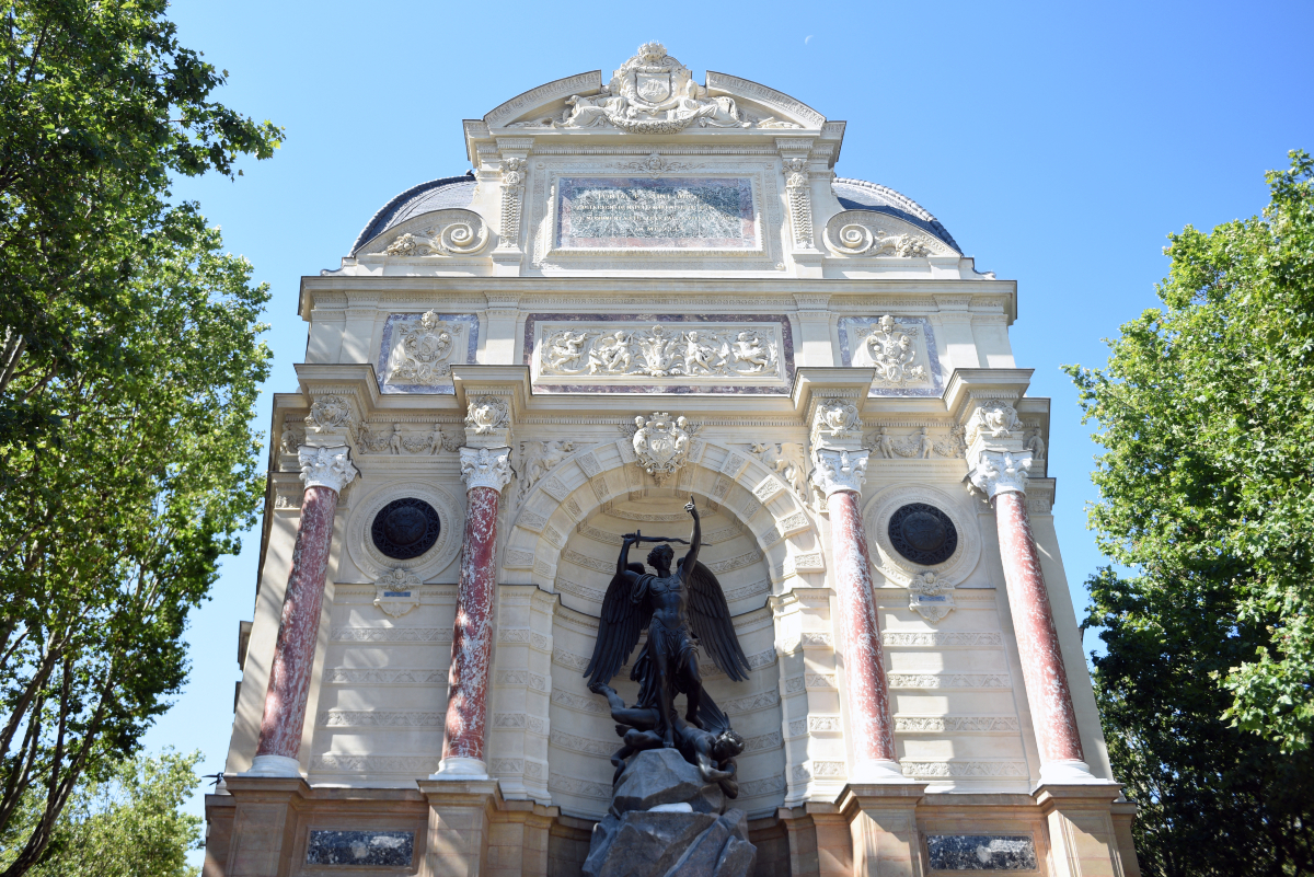 Fontaine Saint Michel après rénovation en 2026.
