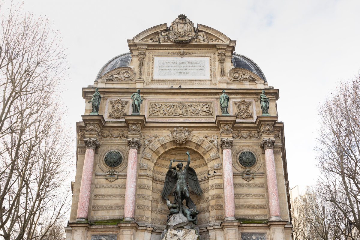 Fontaine Saint Michel en 2022.