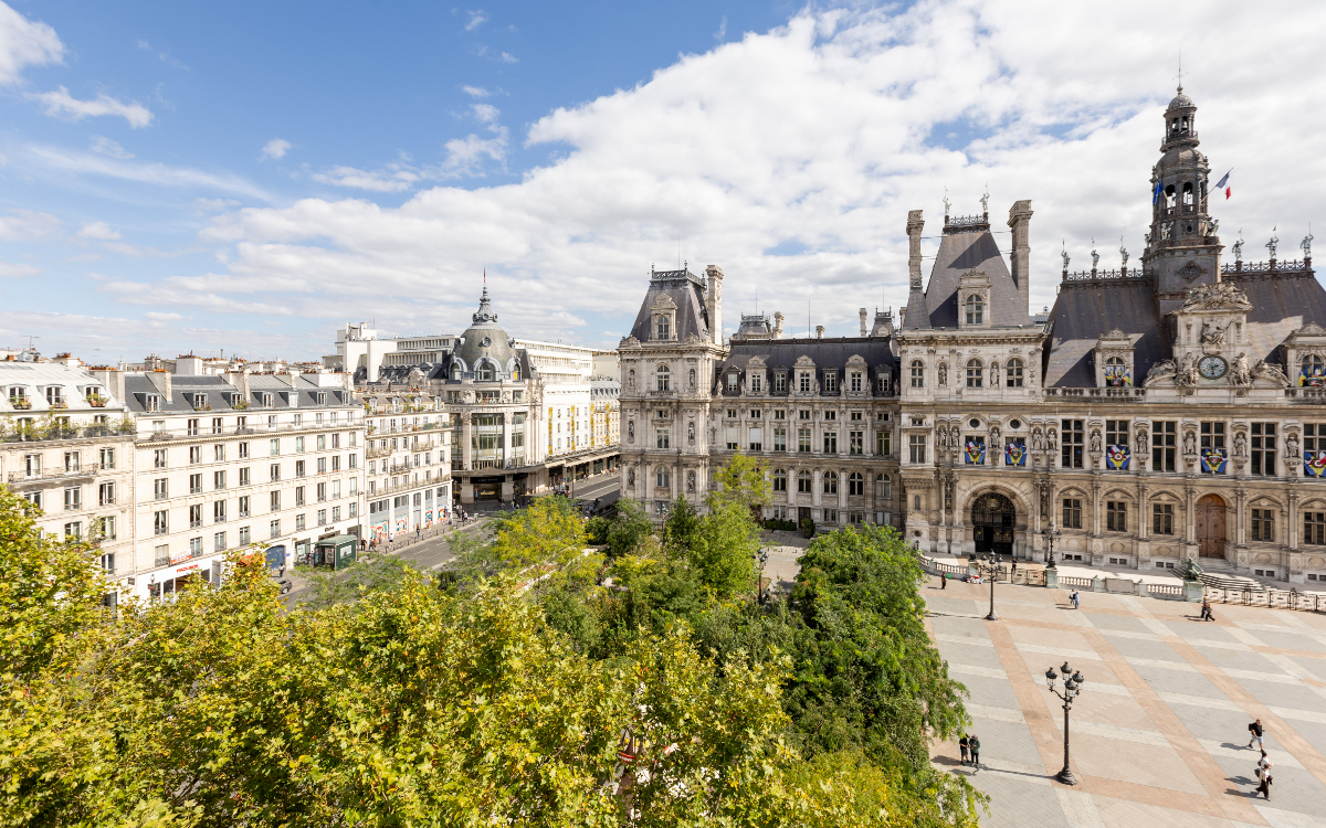 Façade de l'hôtel de Ville. 