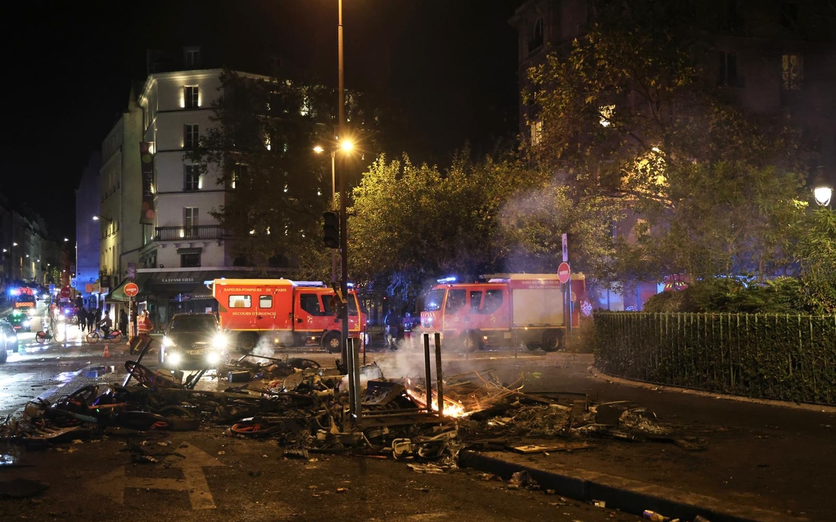Manifestations du 17 octobre : traitement des véhicules incendiés