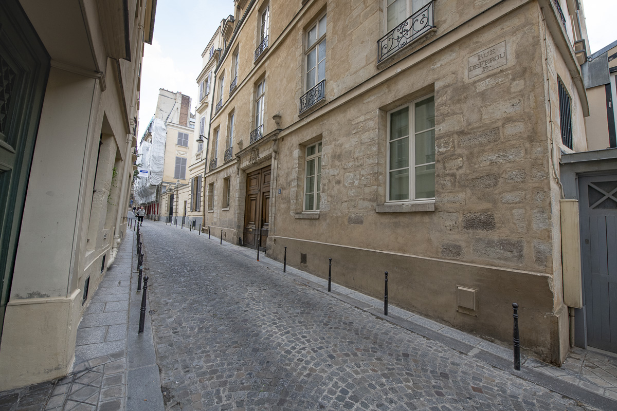 4, rue Férou, magnifique hôtel particulier où vécu la famille de Jacques Prévert (François Grunberg / Ville de Paris) 4, rue Férou, magnifique hôtel particulier où vécu la famille de Jacques Prévert