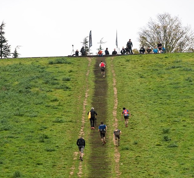 L’ascension de la butte des Châtaigniers à Argenteuil pour le Trail des Châtaignes (© Trail des Châtaignes) L’ascension de la butte des Châtaigniers à Argenteuil pour le Trail des Châtaignes