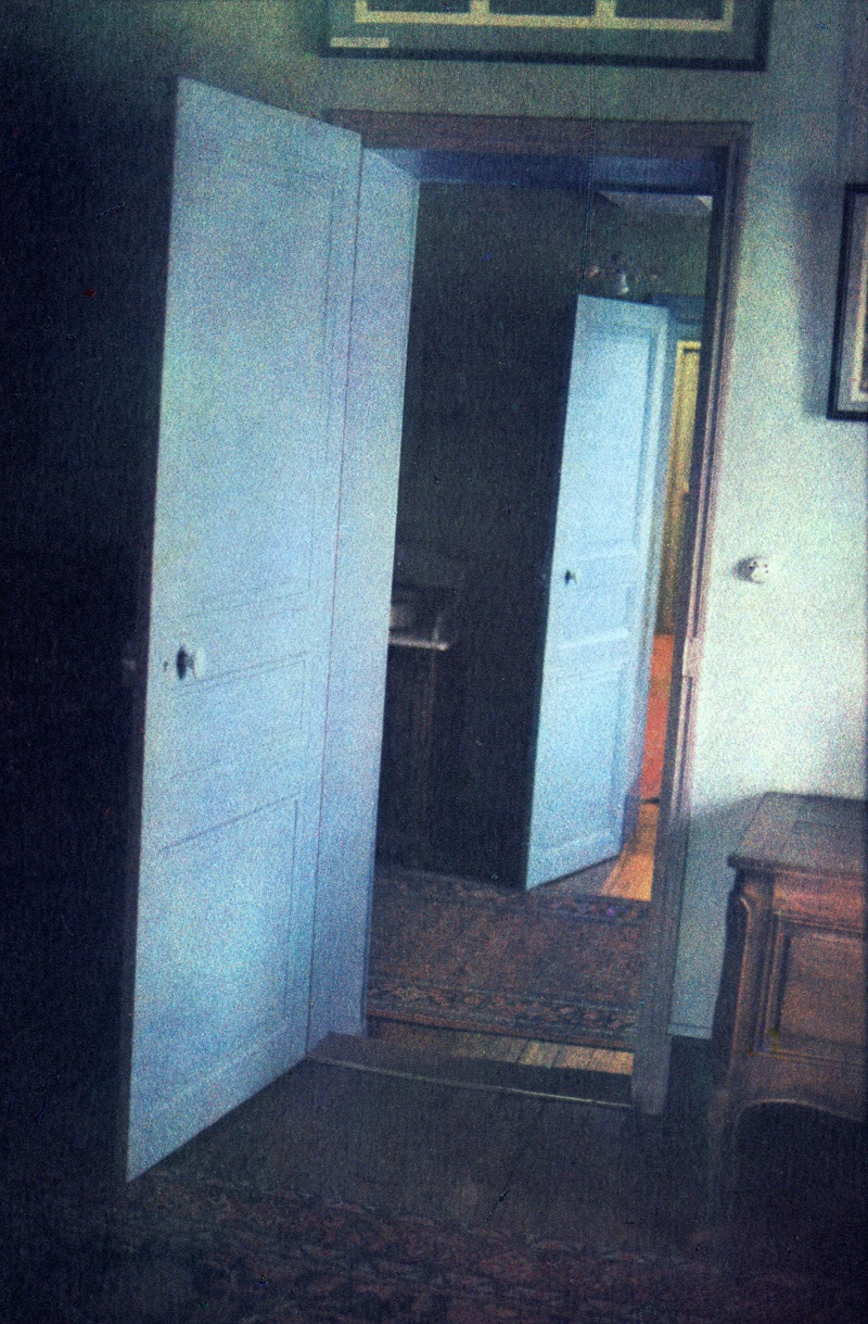 La maison de Monet, Giverny, 2011. (Bernard Plossu) La maison de Monet, Giverny, 2011.