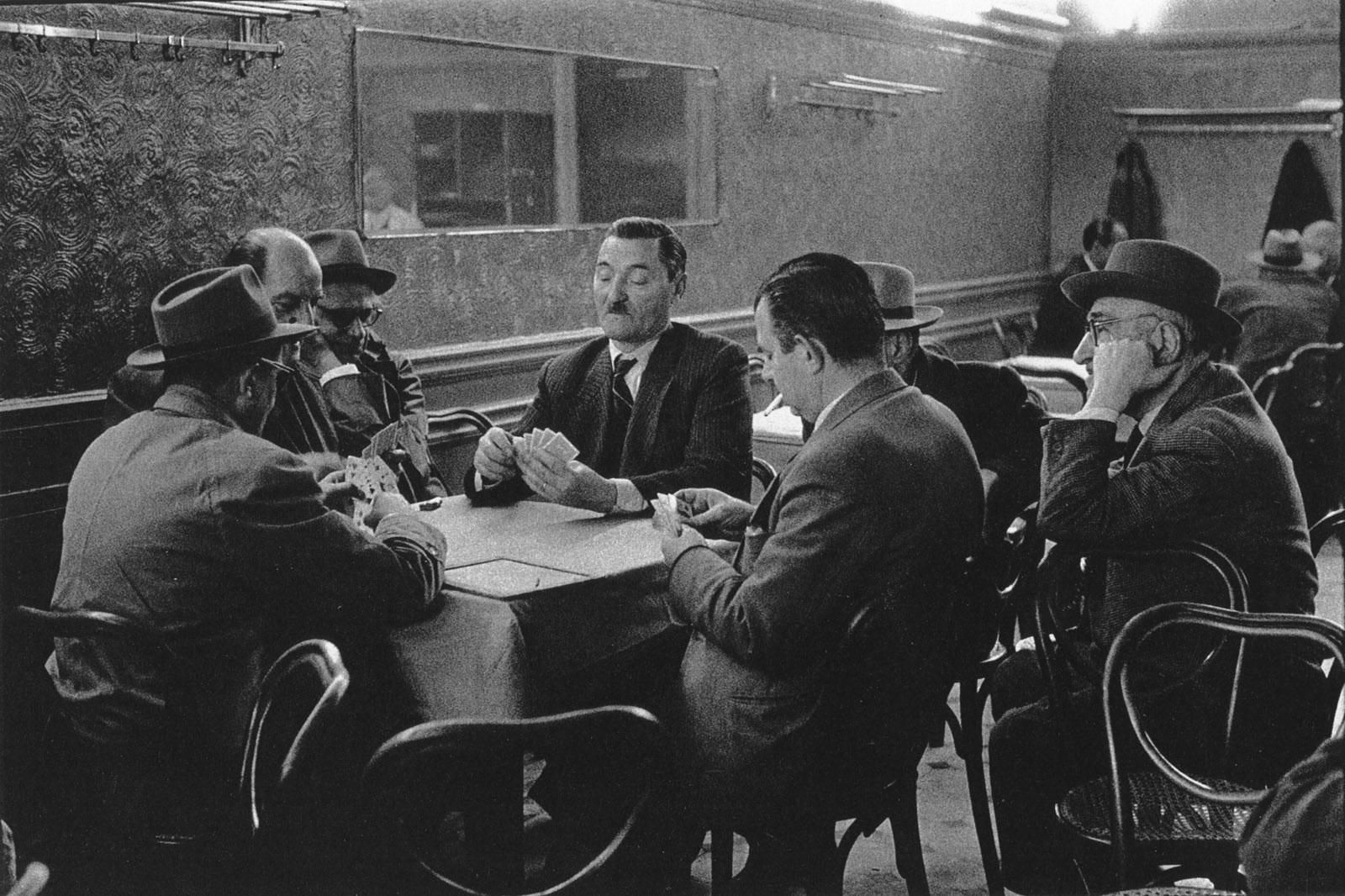 Sous le soleil de la vie (Sabine Weiss) Sous le soleil de la vie