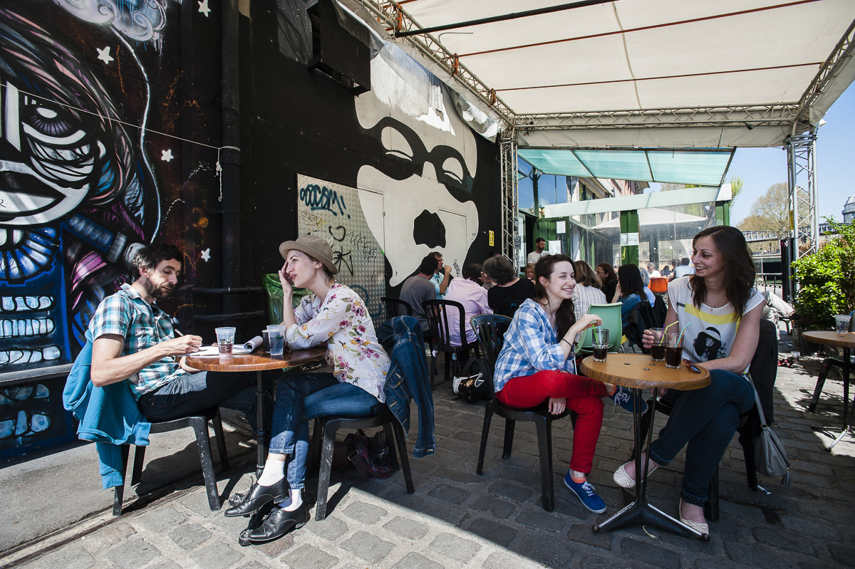Terrasse au Point Ephémère (Emilie Chaix / Ville de Paris) Terrasse au Point Ephémère