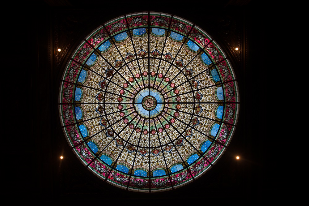 Les plus beaux vitraux des églises parisiennes (Ville de Paris) Les plus beaux vitraux des églises parisiennes
