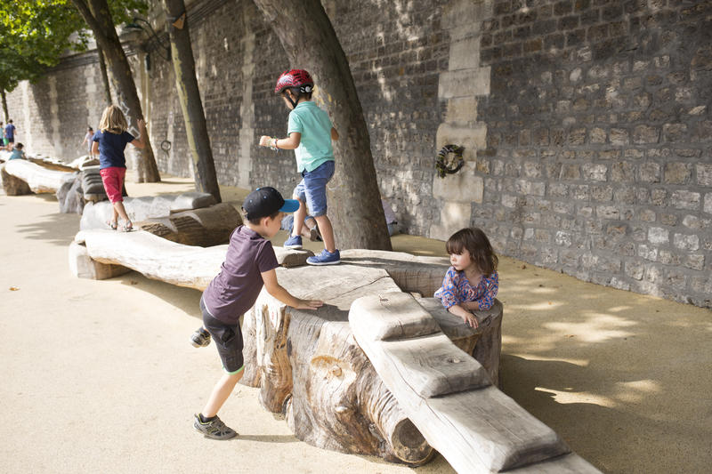 Paris Plages/Rives de Seine (©Sophie Robichon/Ville de Paris) Paris Plages/Rives de Seine