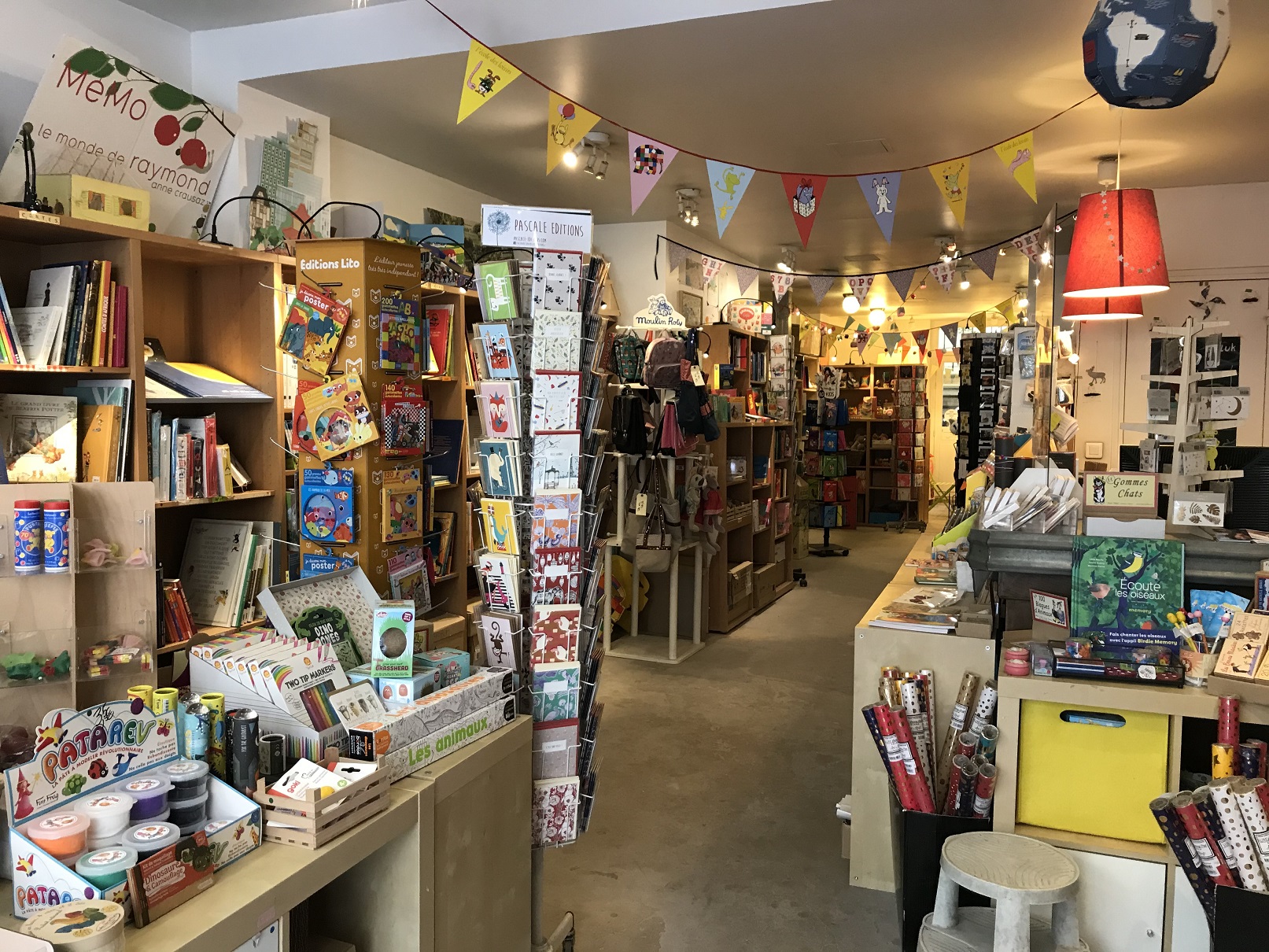 intérieur de la libraire la petite boucherie (la petite boucherie) intérieur de la libraire la petite boucherie