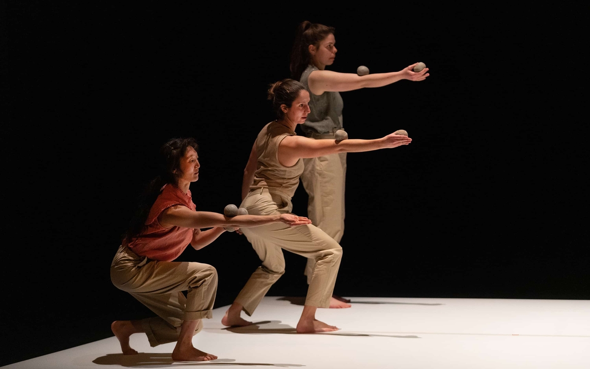 Scènes étranges dans la mine d'or - Studio Phantôm - Elsa Guérin