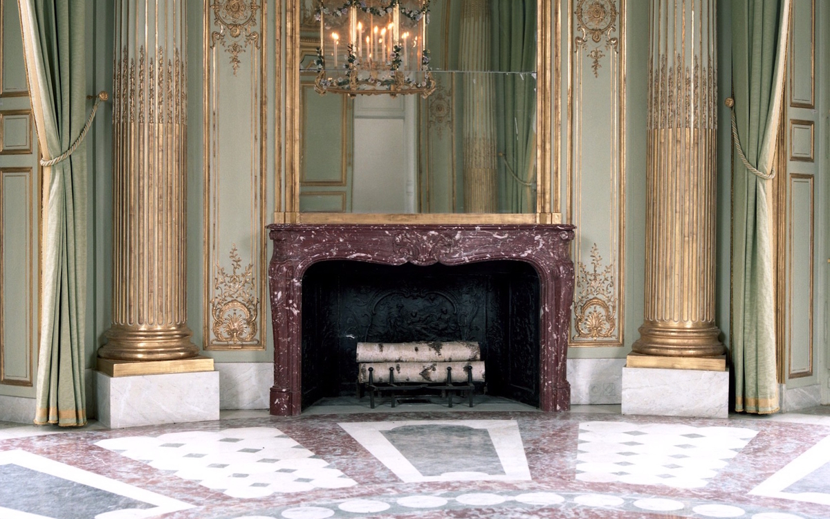 La Pavillon Français, intérieur II