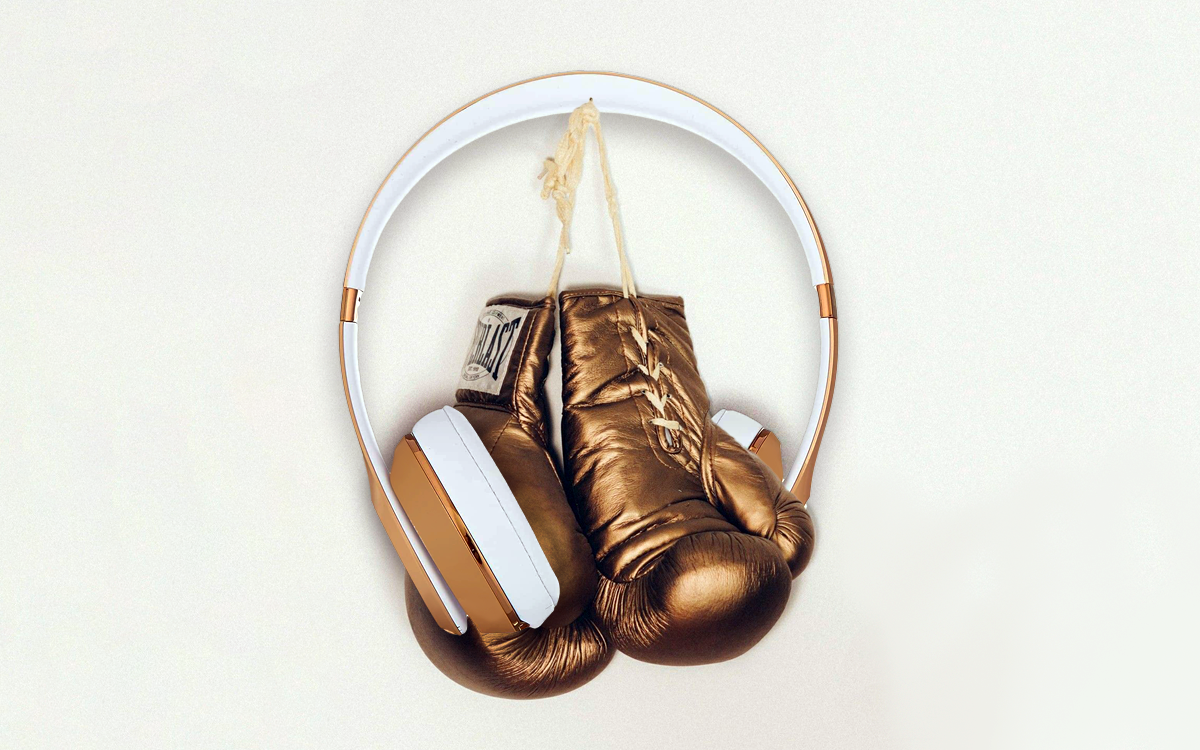 Casque audio et gants de boxe