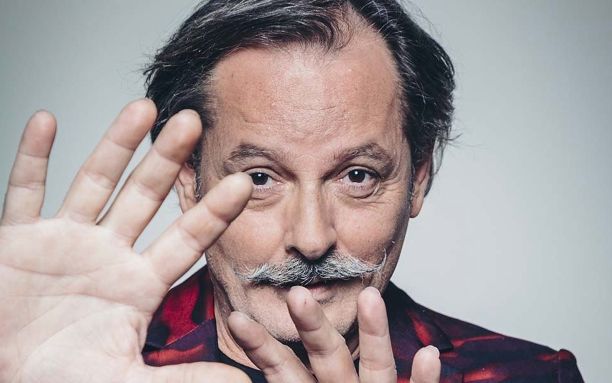 Christophe Alévêque joue Vieux Con ? au Café de la Gare