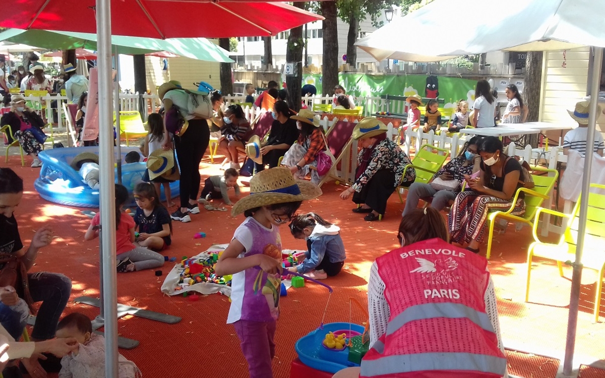 Le Secours Populaire à Paris Plages